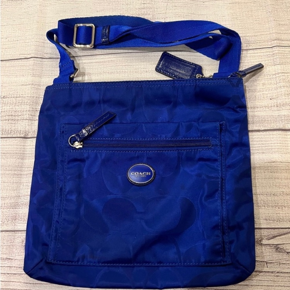 Coach crossbody purse